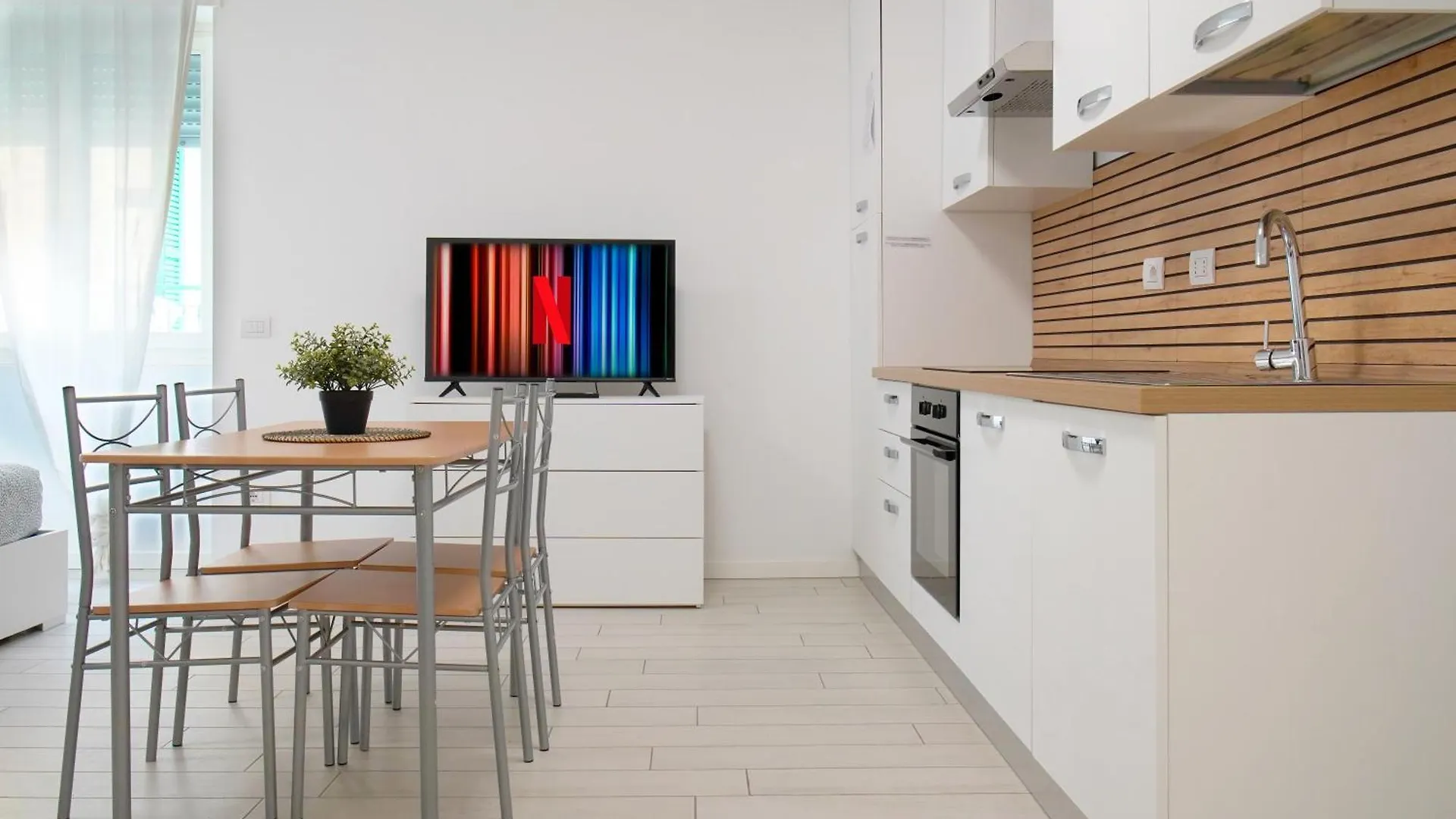 Apartment Casa Ideale Tim Appartmanti Moderni Vicina Al Centro Lecco