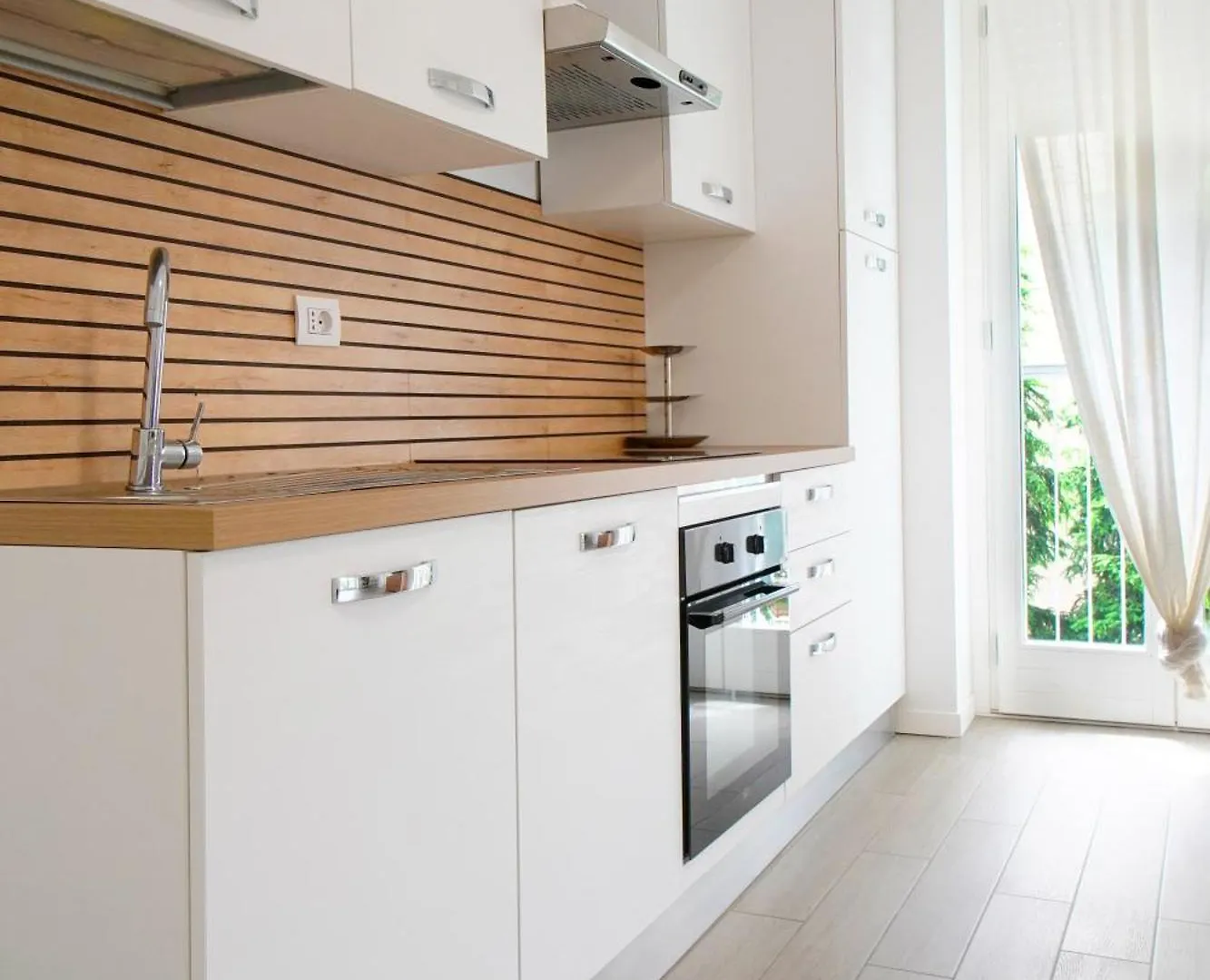 Casa Ideale Tim Appartmanti Moderni Vicina Al Centro Lecco Apartment
