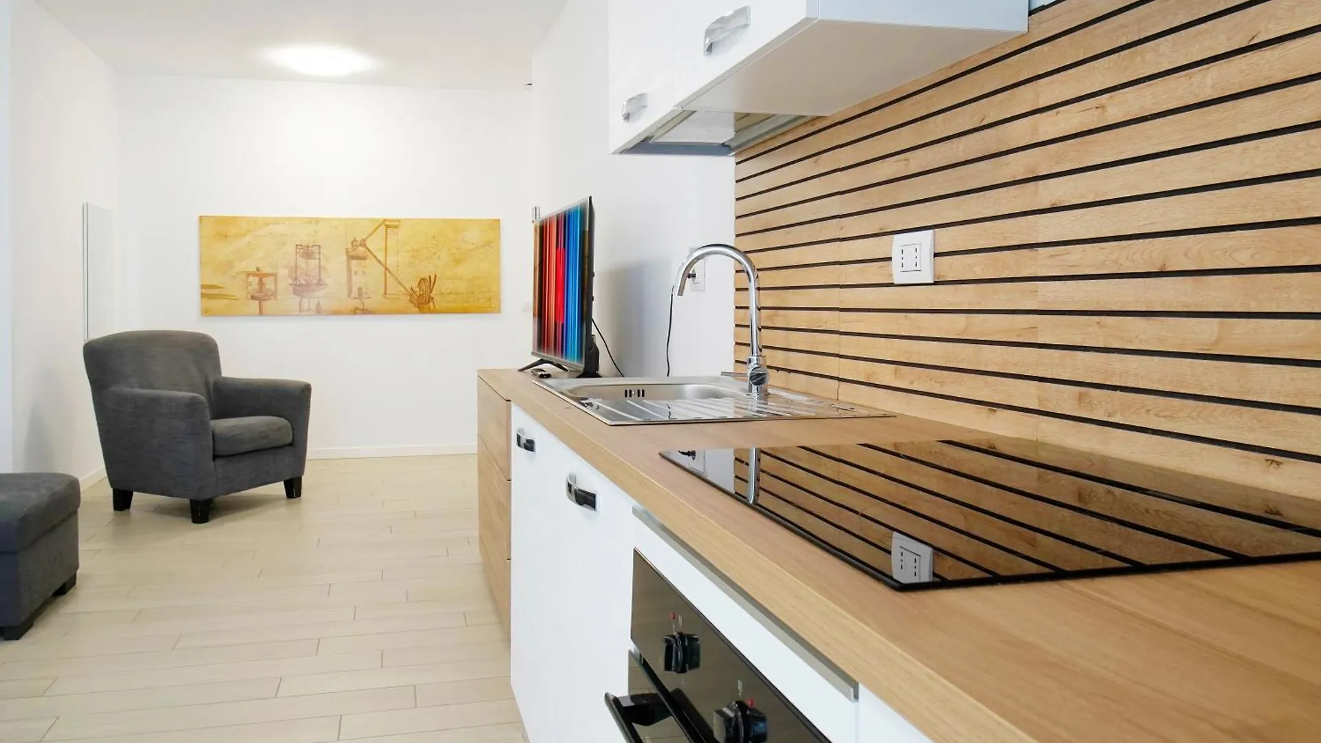 Appartement Casa Ideale Tim Appartmanti Moderni Vicina Al Centro Lecco Italie