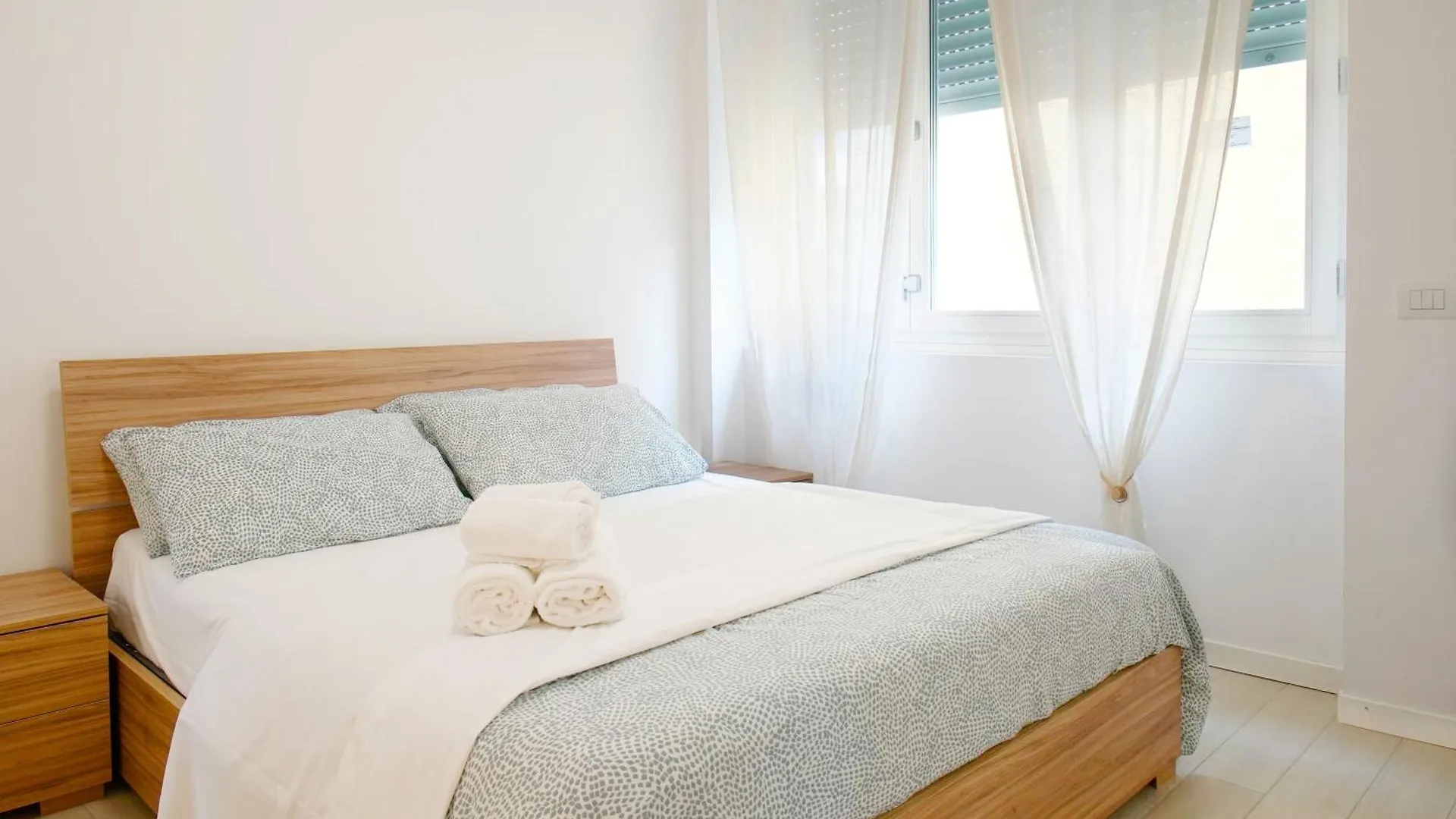 Casa Ideale Tim Appartmanti Moderni Vicina Al Centro Lecco Apartment