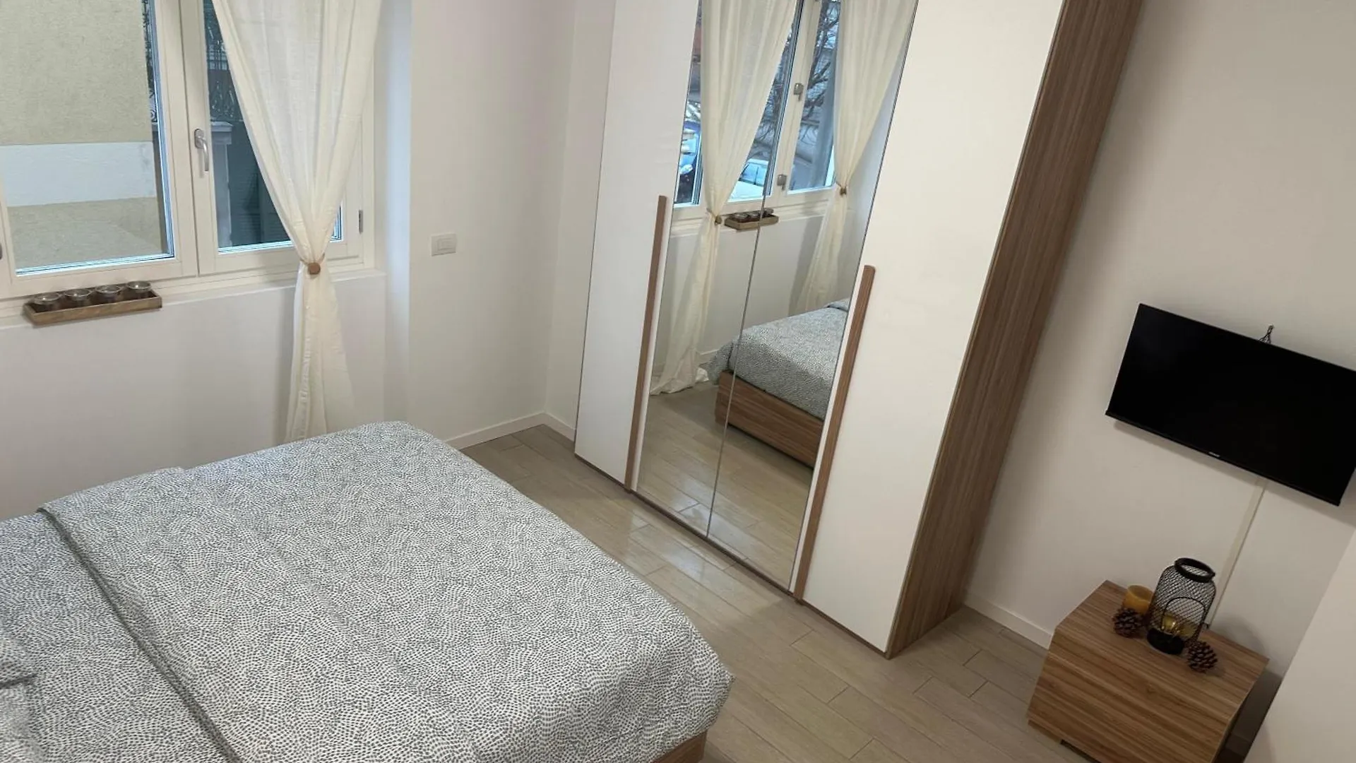 Apartment Casa Ideale Tim Lecco Italy