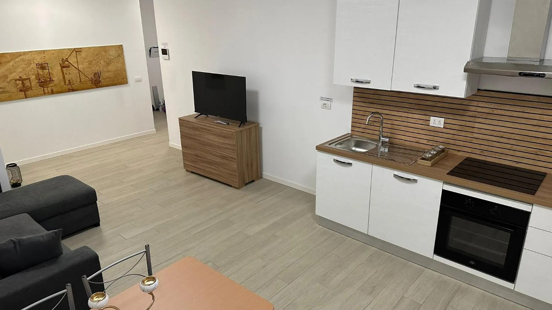 Casa Ideale Tim Lecco 0*,